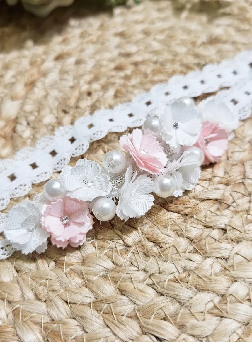 Bandeau Coiffure Petite Fille fleurs blanches et roses
