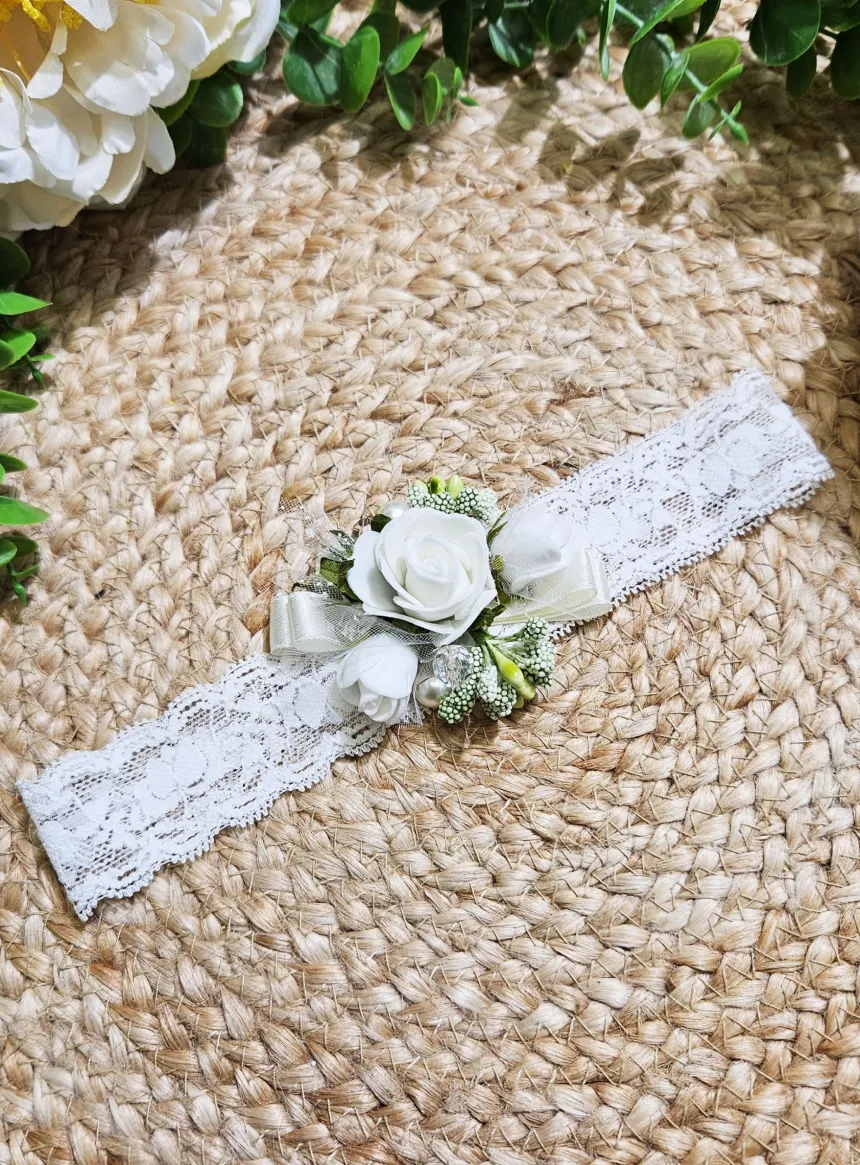 Bandeau composition florale pour coiffure bébé