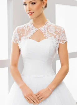 Boléro court mariée brodé manches courtes