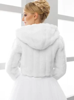Boléro femme avec capuche manches longues