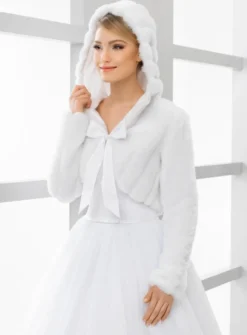 Boléro femme avec capuche manches longues