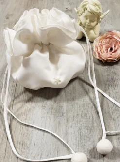 Bourse satin et perles