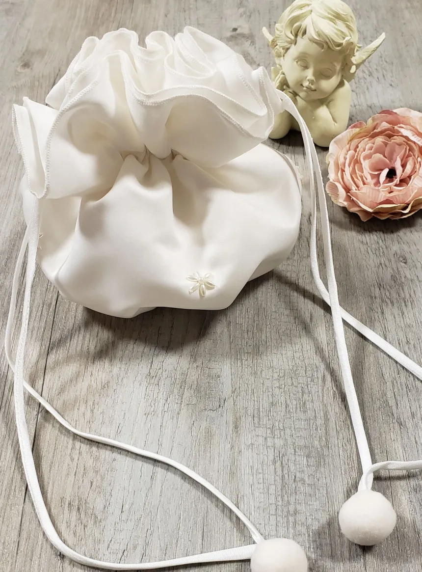 Bourse satin et perles