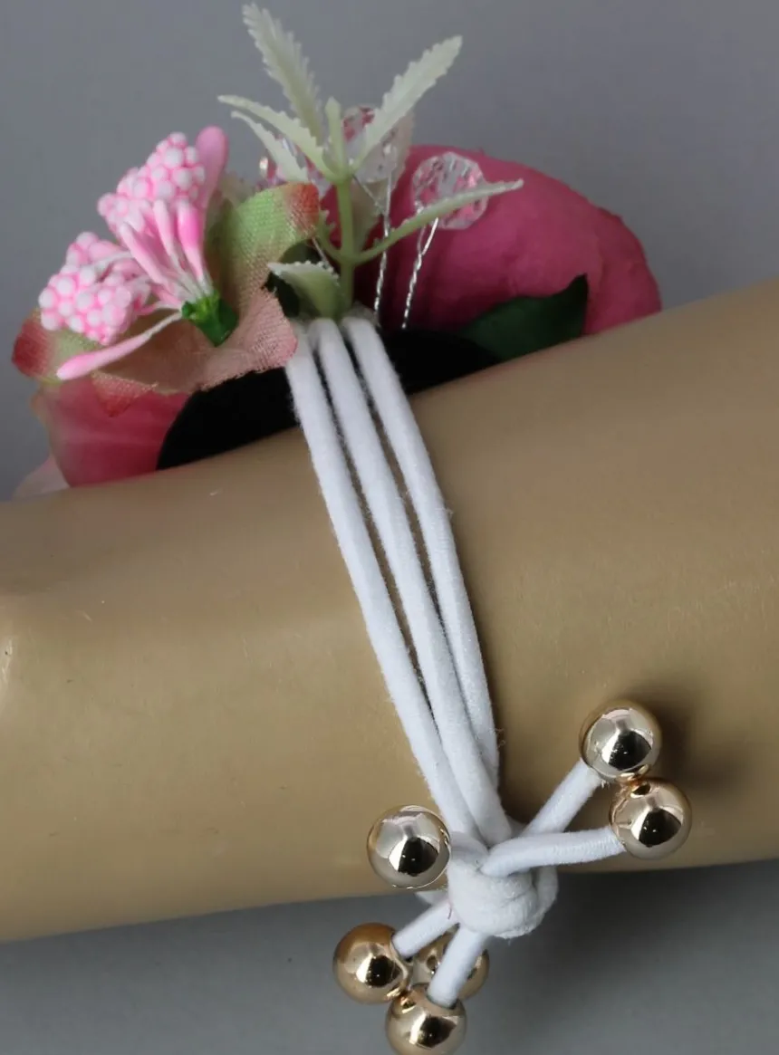 Bracelet demoiselle d'honneur composition florale