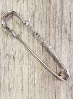 Broche bijou épingle à nourrice strass