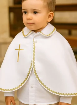 Cape satin blanc galon doré petit col