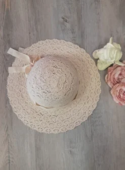 Chapeau fille dentelle crochet