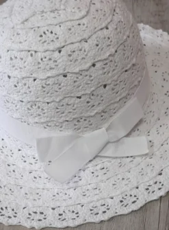 Chapeau fille dentelle crochet