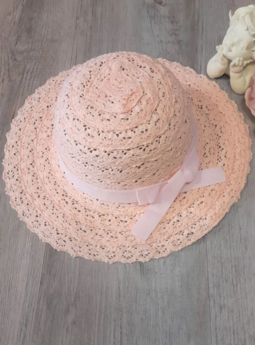 Chapeau fille dentelle crochet