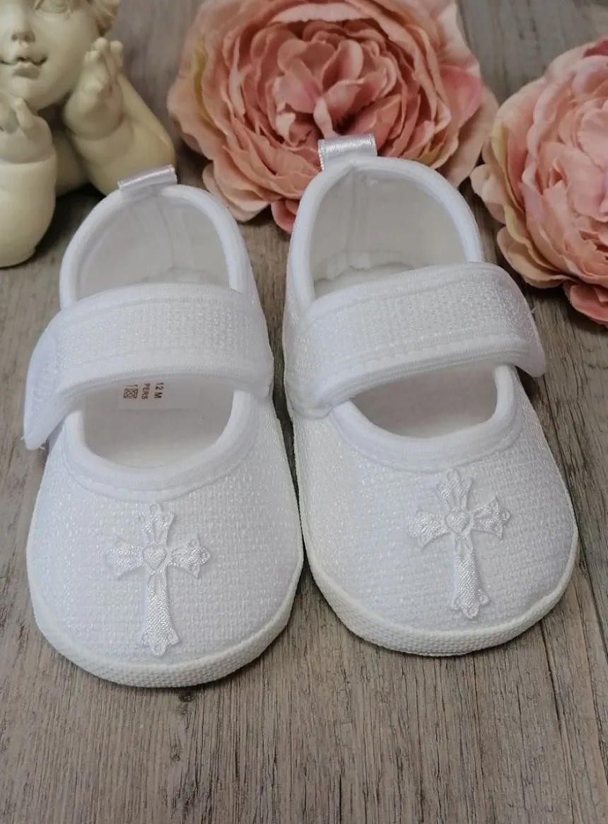 Chaussons baptême bébé fille avec croix