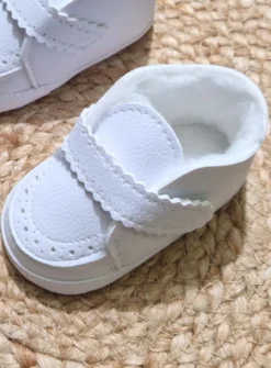 chaussons bébé baptême blancs fourrés