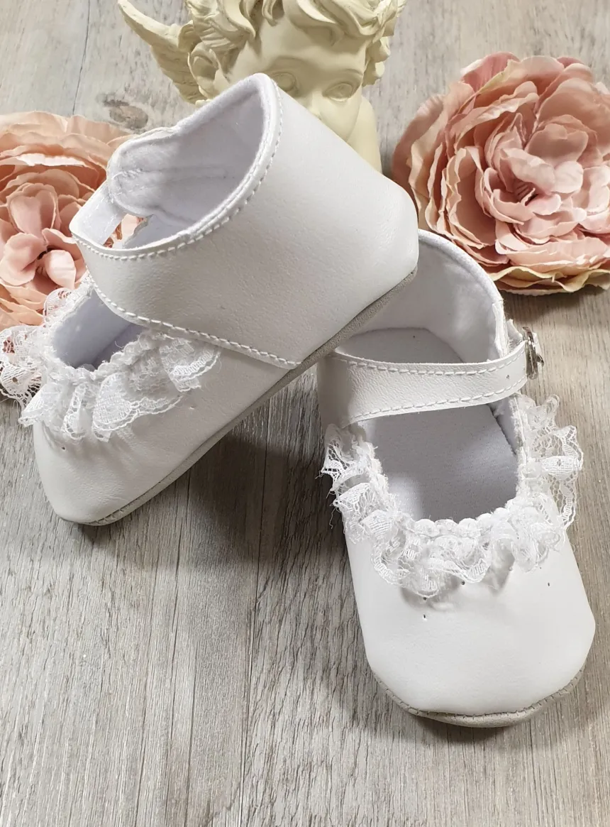 Chaussons de baptême bébé fille dentelle