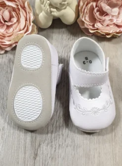 Chaussons de baptême fille broderie