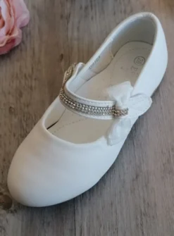 Chaussures de bébé pour baptême fille