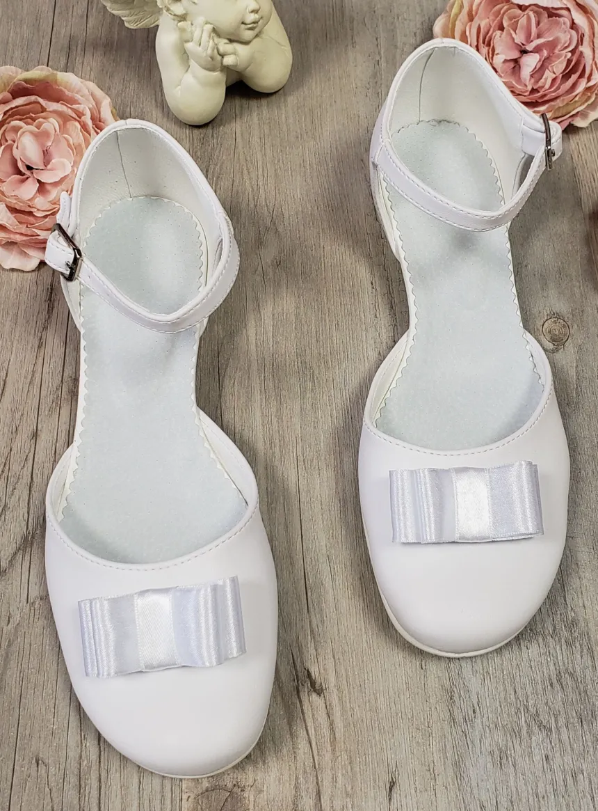Chaussures de communion fille à petits talons
