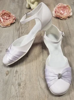 Chaussures jeune fille petit talon