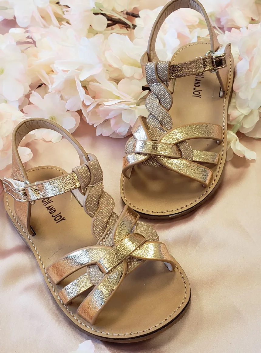 Chaussures sandales tressées fille