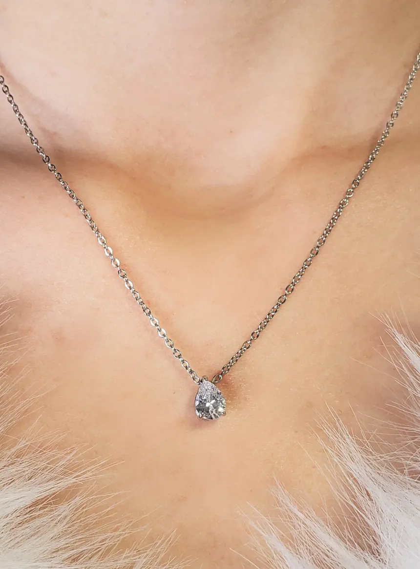 Collier pendentif strass en Goutte Gris argent