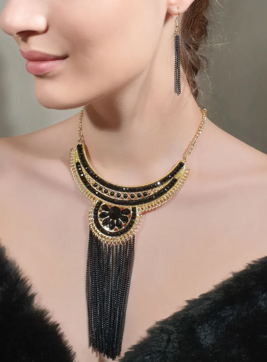 Collier plastron chic + boucles