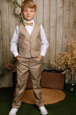 Costume de cérémonie garçon beige Jean
