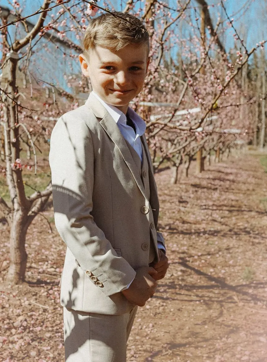 Costume mariage garçon Jean beige
