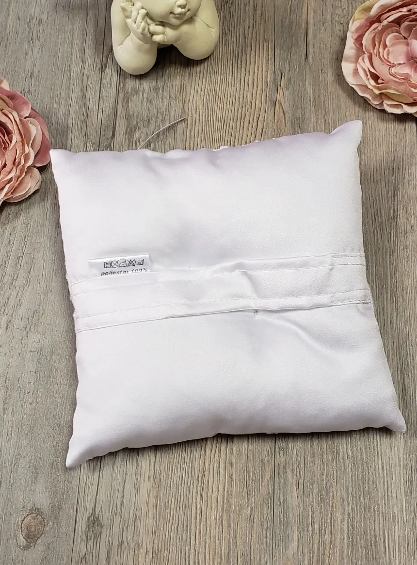 Coussin porte alliances dentelle et rubans