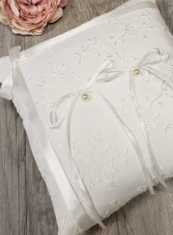 Coussin pour alliances dentelle blanche