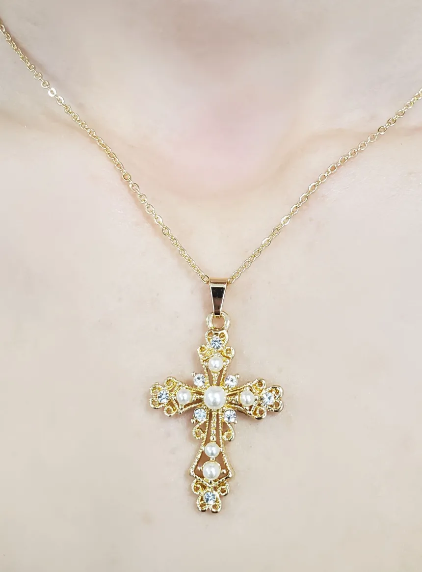 Croix strass avec chaine