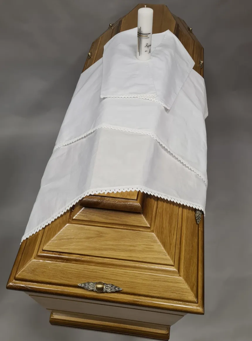 Drap linceul coton + étole dentelle + bougie