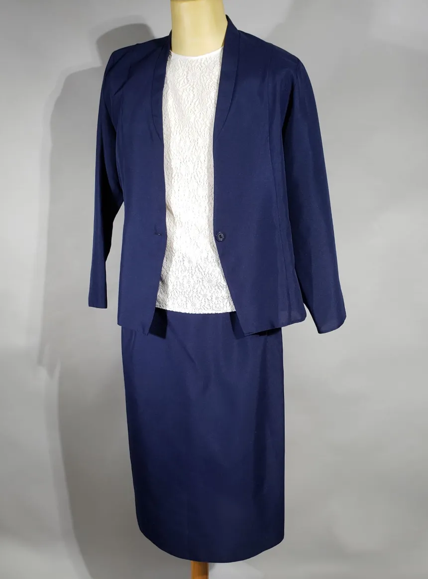 Ensemble Tailleur femme défunte
