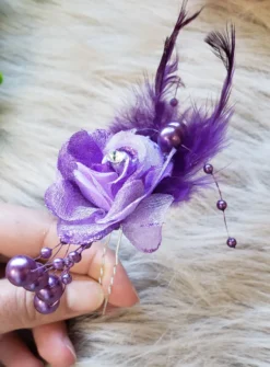 Fourche cheveux fleur et plume