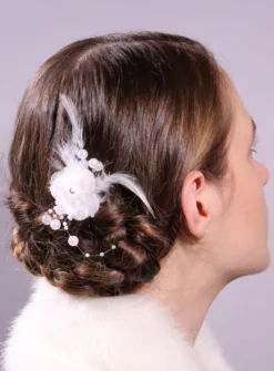 Fourche cheveux fleur et plume