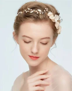 Guirlande coiffure cérémonie mariage fleurs et perles Or