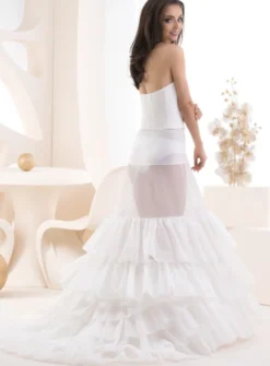 Jupon robe de mariée avec traîne