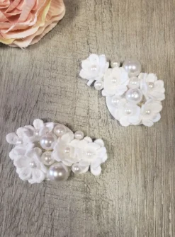 Lot de 2 compositions de fleurs et perles Blanc