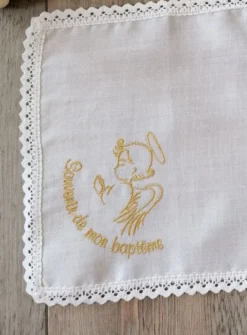 Mouchoir de baptême coton brodé