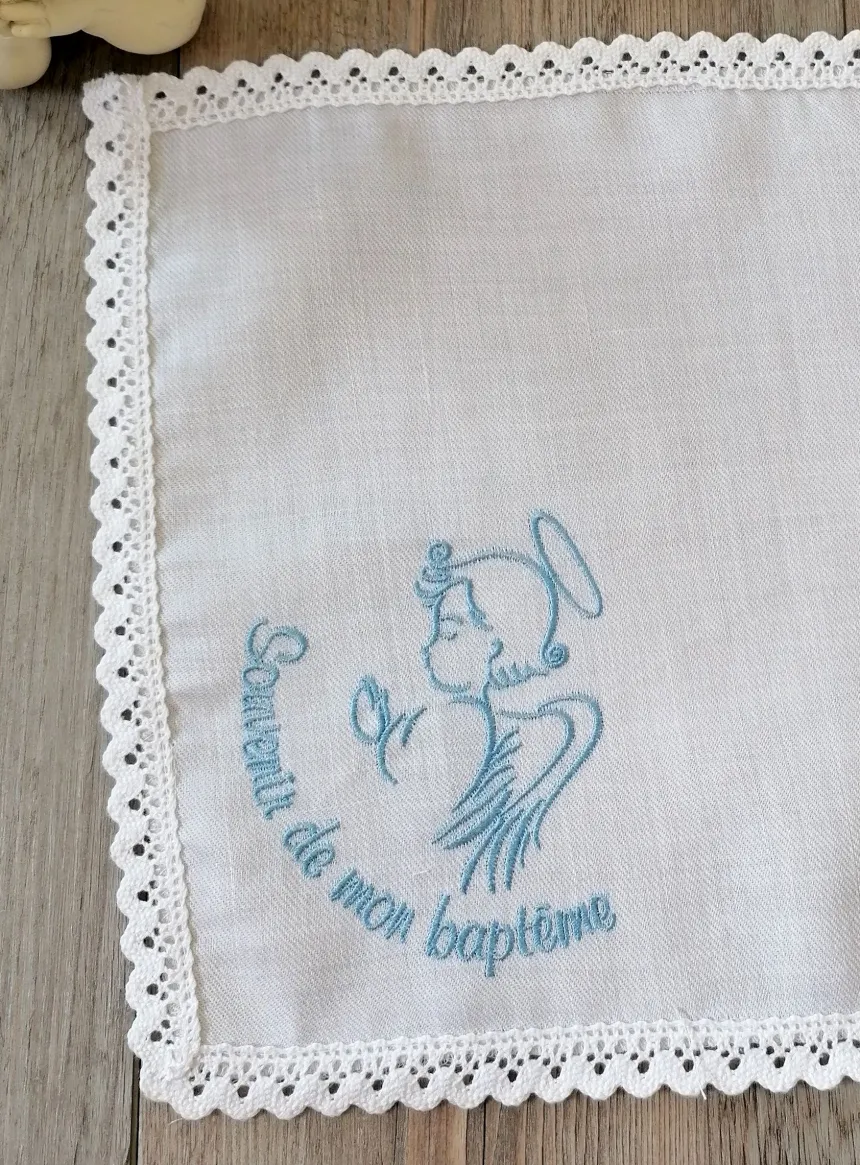 Mouchoir de baptême coton brodé