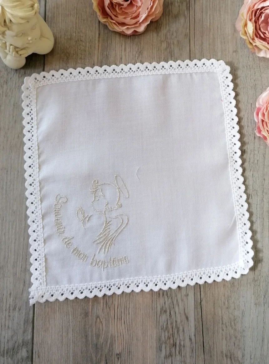 Mouchoir de baptême coton brodé