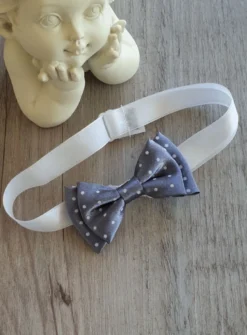 Noeud papillon bébé avec petit poids