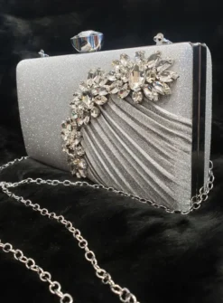 Pochette de soirée femme à pailletttes et gros strass