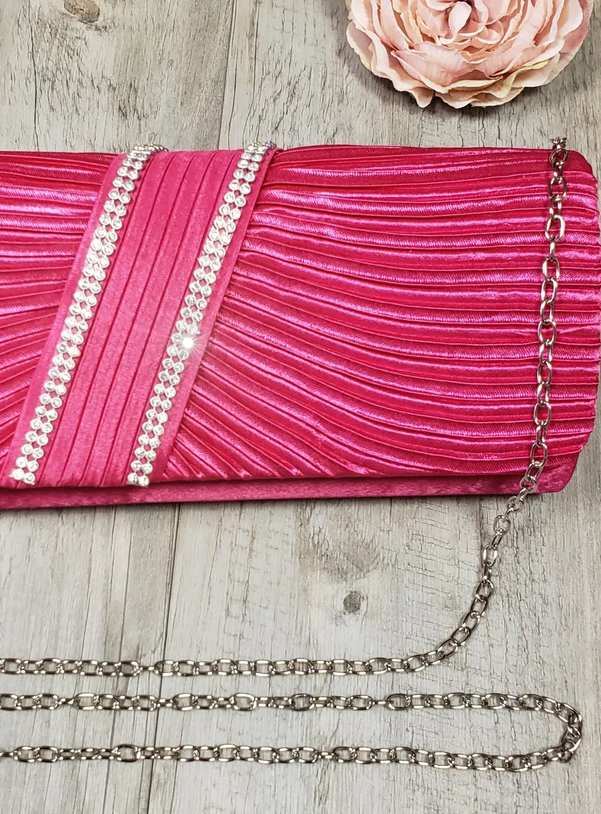 Pochette de soirée satin plissé et strass