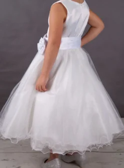 Robe communion blanche Dorothée scintillante