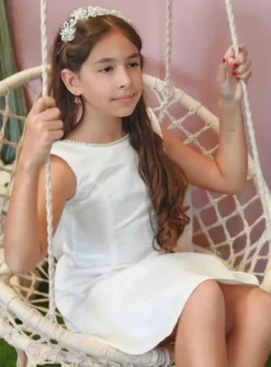 Robe courte de cérémonie fille ivoire avec perles et nœud au dos