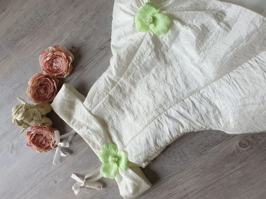Robe cérémonie fille - bébé Pétale ivoire fleur vert anis Vert anis