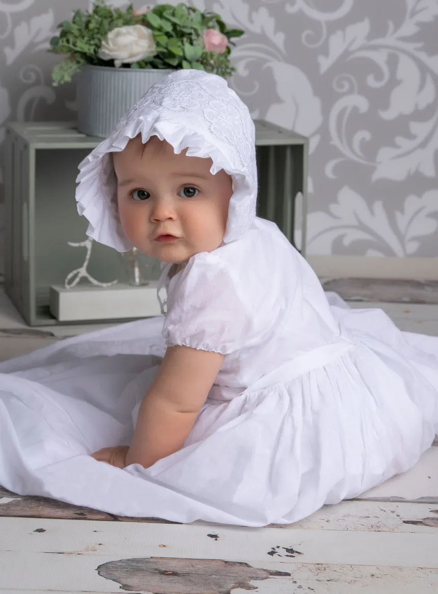 Robe de baptême nourrisson longue en coton brodé – 1 mois