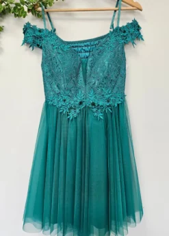 Robe de cocktail courte femme dentelle et mousseline