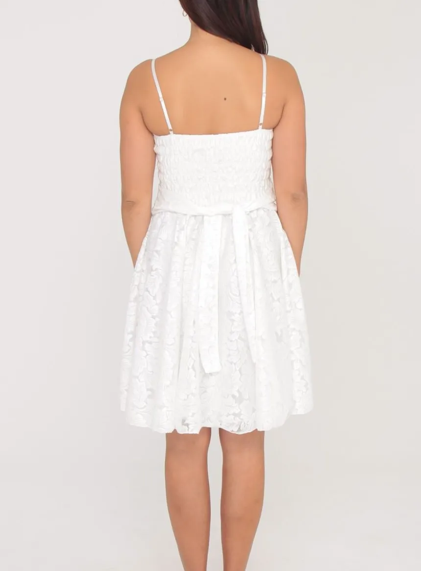Robe de soirée courte femme ou jeune fille