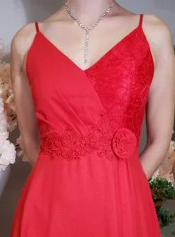 Robe de soirée courte mousseline et dentelle