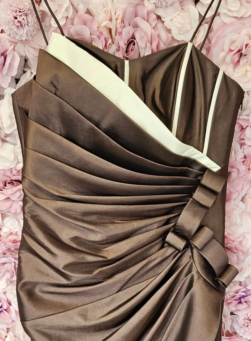 Tenue de mariage invitée femme