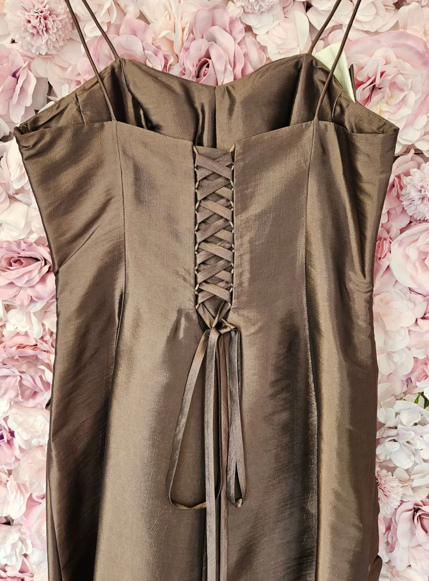 Tenue de mariage invitée femme